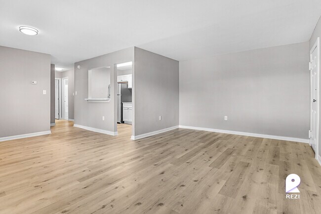 6425 Hil-Mar Dr-Unit -204 in District Heights, MD - Building Photo - Building Photo