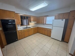 934 S 28th St in Fort Dodge, IA - Building Photo - Building Photo