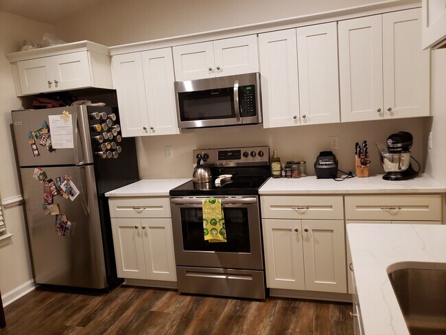 2163 Refuge Ct in Virginia Beach, VA - Building Photo - Building Photo