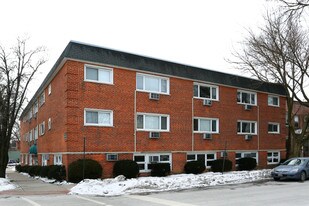 800 Custer Ave Apartamentos