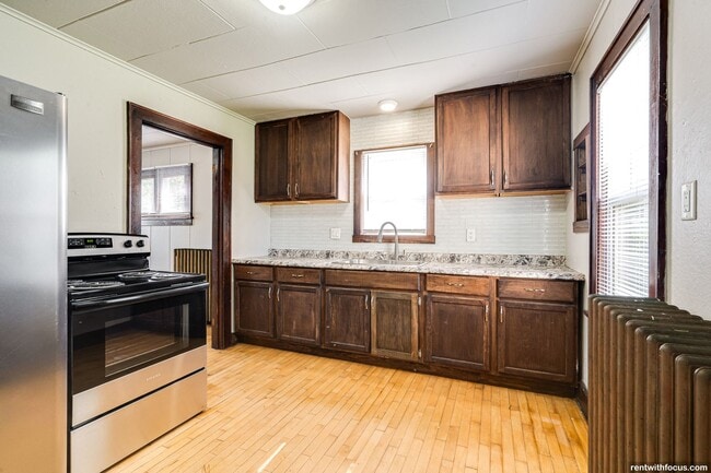 property at 1827 Plymouth St