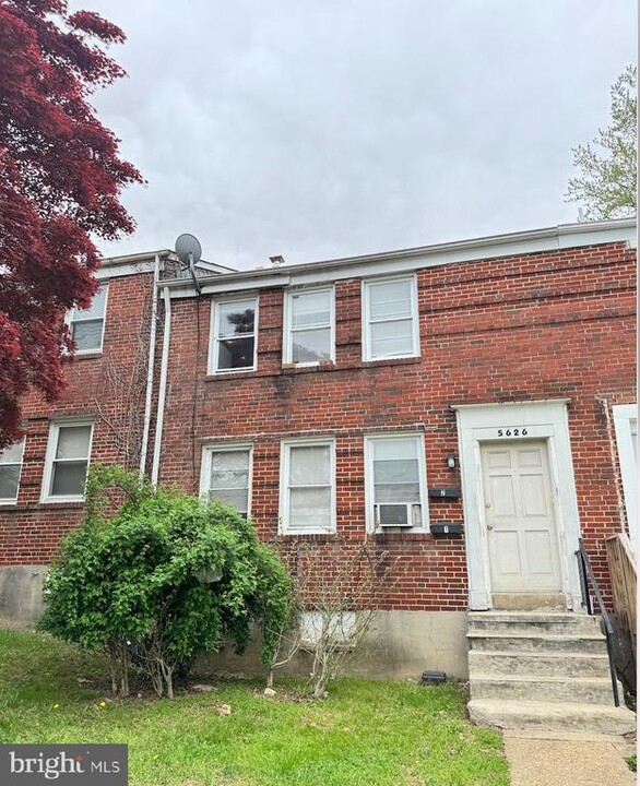 5626 Midwood Ave in Baltimore, MD - Building Photo