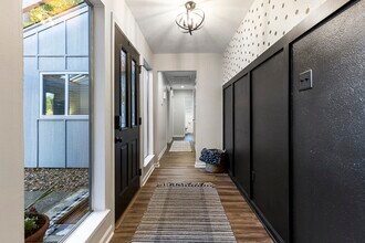 623 Hickory Ridge Dr in Shenandoah, TX - Building Photo - Building Photo