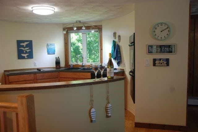 414 Middlebridge Rd in South Kingstown, RI - Building Photo - Building Photo