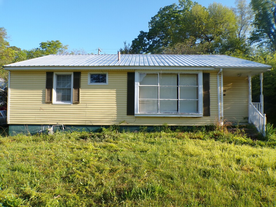 8600 10th Ave S in Birmingham, AL - Building Photo