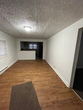 2217 E Princeton Ave in Muncie, IN - Foto de edificio - Building Photo