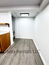 1023 N Riverfront Dr, Unit 3 in Mankato, MN - Building Photo - Building Photo