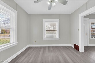 14117 Sylvia Ave in Cleveland, OH - Building Photo - Building Photo