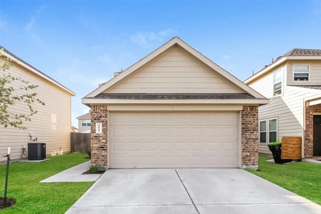 property at 4022 Silver Ranch Rd