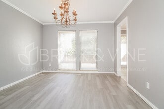524 Canyon Rd in Edmond, OK - Building Photo - Building Photo