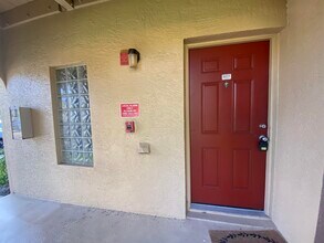 4879 Via Palm Lakes in West Palm Beach, FL - Building Photo - Building Photo