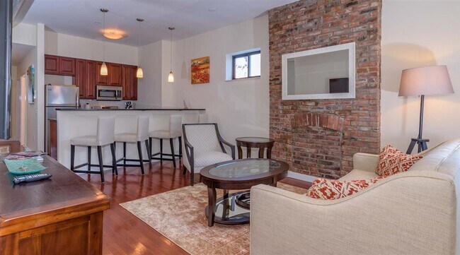 340 Grove St in Jersey City, NJ - Building Photo - Building Photo