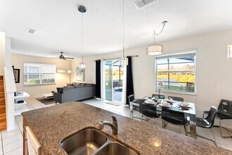 481 Las Fuentes Dr in Kissimmee, FL - Building Photo - Building Photo