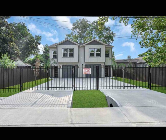 property at 8215 Moon Beam St