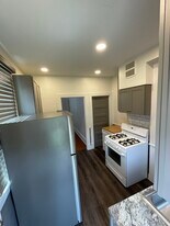 513 Atlantic Ave in McKeesport, PA - Building Photo