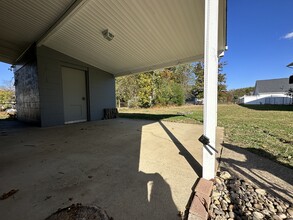 6120 Pinedale Dr in Huntington, WV - Building Photo - Building Photo