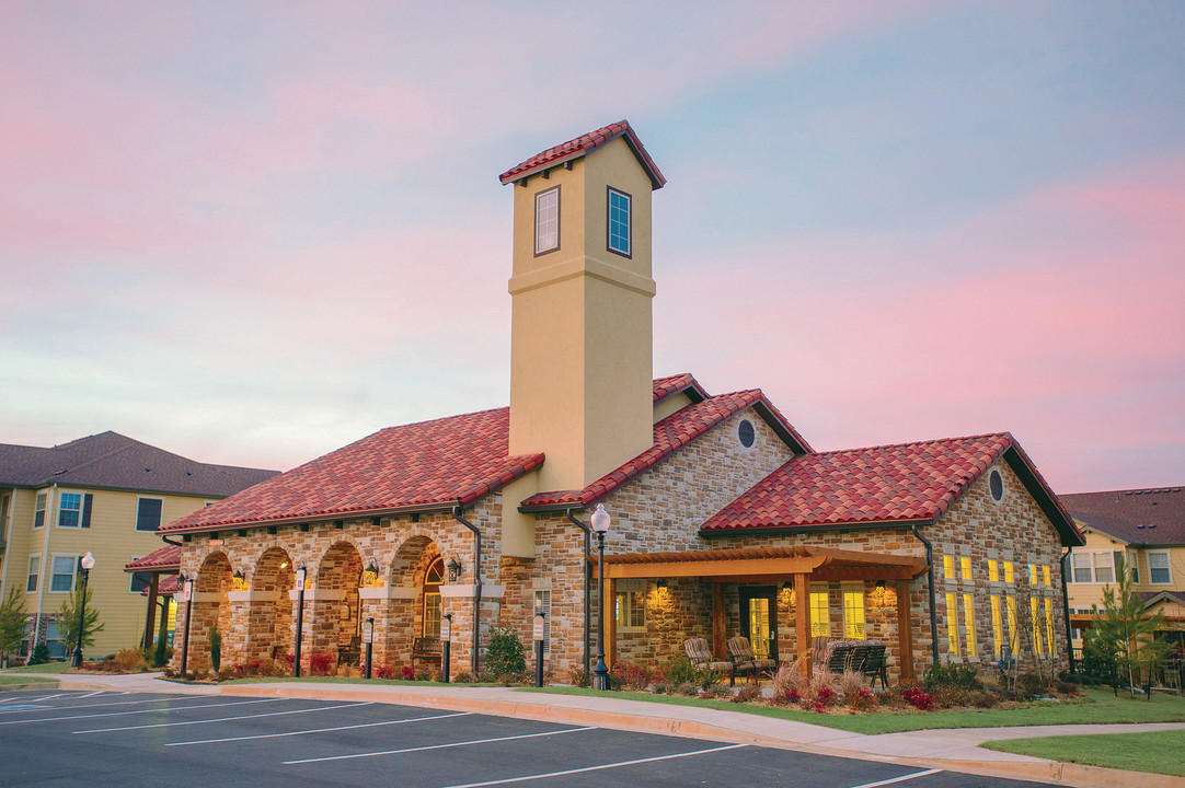 Villas at Canyon Ranch in Yukon, OK - Building Photo