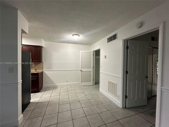 110 NE 19th Ave-Unit -12A in Deerfield Beach, FL - Building Photo - Building Photo