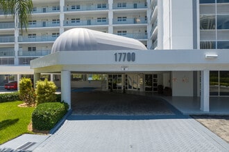 Le Maisonneuve Condominium in Sunny Isles Beach, FL - Building Photo - Building Photo