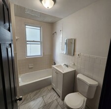 916 Grove St, Unit 3A in Irvington, NJ - Foto de edificio - Building Photo