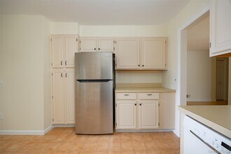 54 Bennett Common Way in Millbrook, NY - Building Photo - Building Photo