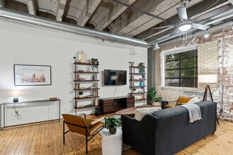 900 Peachtree St NE in Atlanta, GA - Building Photo - Building Photo
