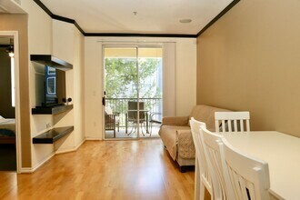 3409 Watermarke Pl in Irvine, CA - Building Photo - Building Photo