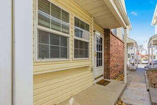 17281 E Ford Dr in Aurora, CO - Building Photo