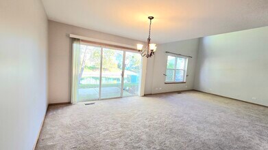 3261 Cool Springs Ct in Naperville, IL - Building Photo - Building Photo