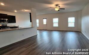 3947 Trail de Paris in New Braunfels, TX - Building Photo - Building Photo