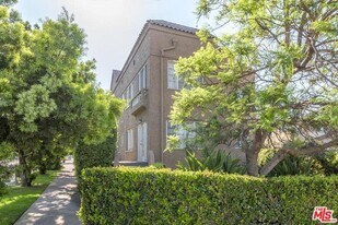 5246 W Olympic Blvd in Los Angeles, CA - Building Photo