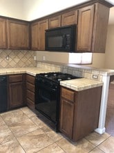 4719 Ryzona Dr in Bakersfield, CA - Building Photo - Building Photo