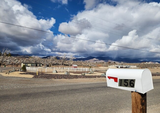 156 River Rd in Dayton, NV - Building Photo - Building Photo