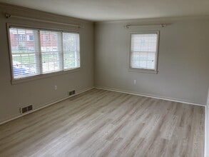 20 Aqua Vista Ct in Fort Thomas, KY - Building Photo - Building Photo
