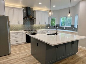 2927 E Solar Ave in Fresno, CA - Building Photo - Building Photo