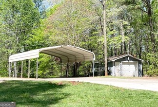 180 Thornton Ln in Fayetteville, GA - Foto de edificio - Building Photo