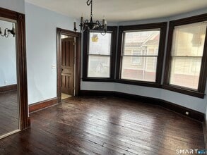 118 Ellsworth St in Bridgeport, CT - Foto de edificio - Building Photo