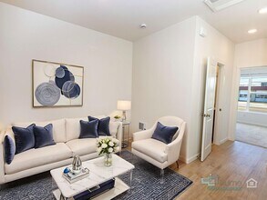 3691 SW 209th Ave in Hillsboro, OR - Building Photo - Building Photo