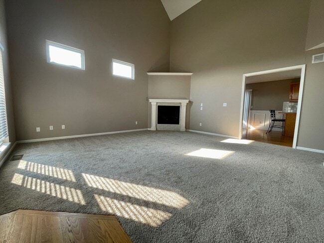 2145 Shenandoah Dr in Leavenworth, KS - Building Photo - Building Photo