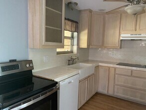 2325 Diana Dr in Sherman, TX - Building Photo - Building Photo