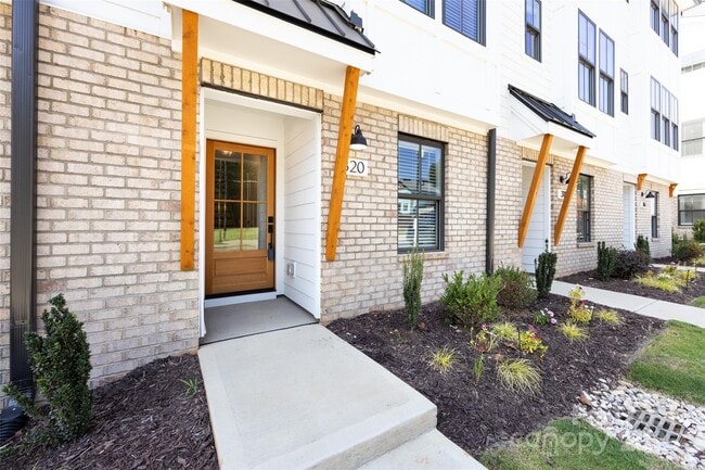 320 S Turner Ave in Charlotte, NC - Building Photo - Building Photo