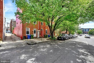521 S Washington St in Baltimore, MD - Building Photo - Building Photo