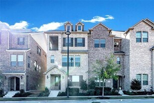 2421 Springhill Ave in Flower Mound, TX - Building Photo