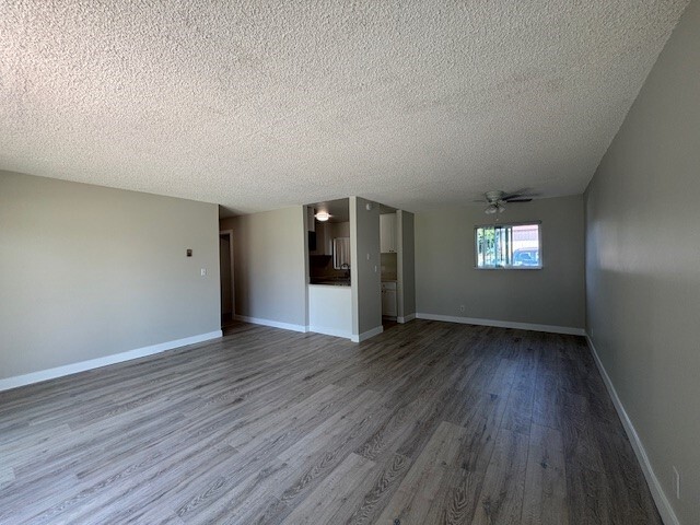 5502 Fernhill Cir, Unit B in Huntington Beach, CA - Building Photo - Building Photo