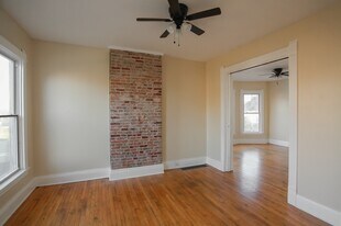 509 Park Ave, Unit 509 Upper