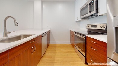 201 Sherman Rd in Brookline, MA - Building Photo - Building Photo