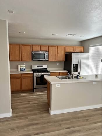 property at 6079 St Petersburg Dr