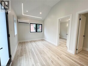 110 Deschene Ave in Hamilton, ON - Building Photo - Building Photo