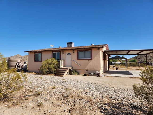 property at 2858 W Bonnie Ln
