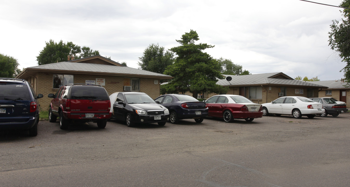 Aldo Alex Andrew Apartments in Lakewood, CO - Foto de edificio